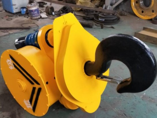 旋轉(zhuǎn)吊鉤